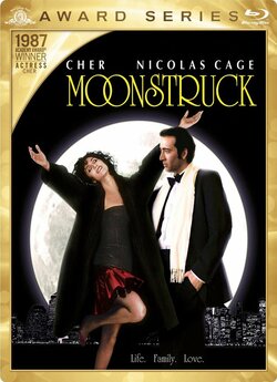 Зачаровані Місяцем / Moonstruck (1987)...